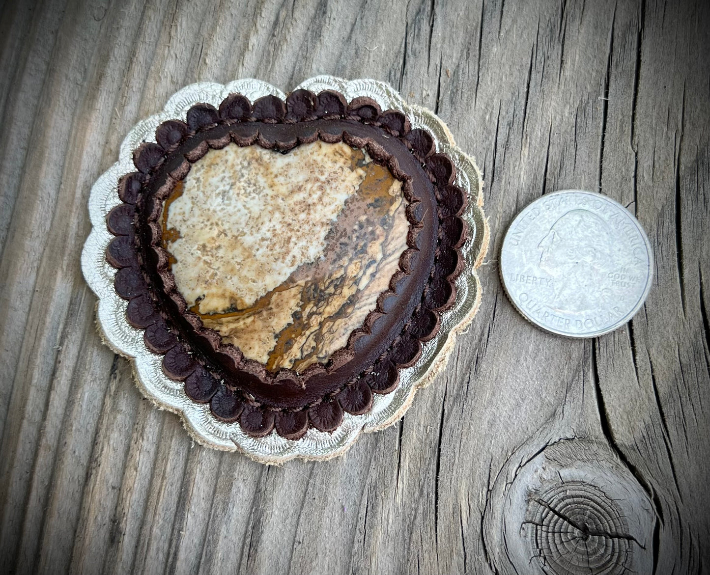 Heart cabochon in browns