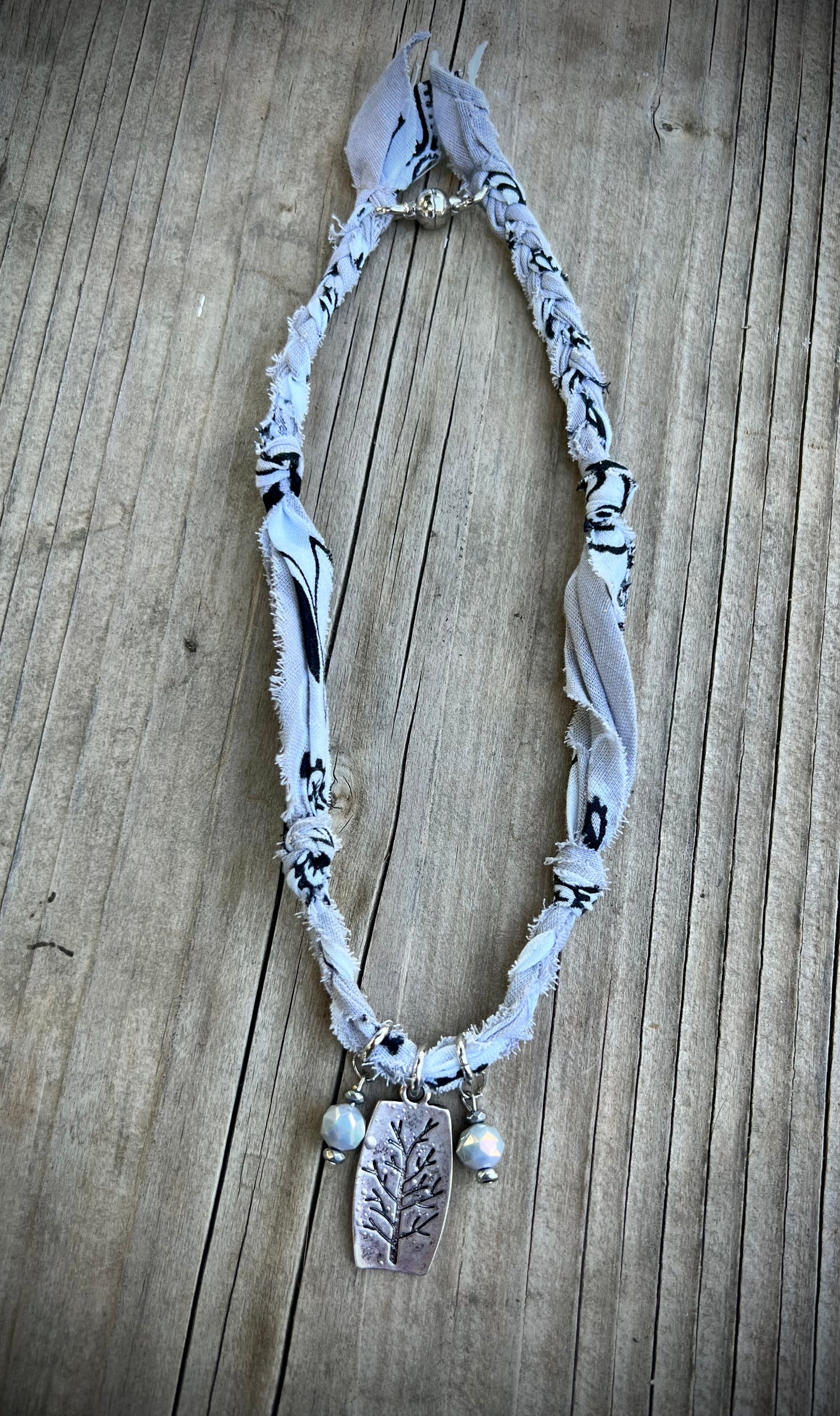 Gray bandanna pendant necklace