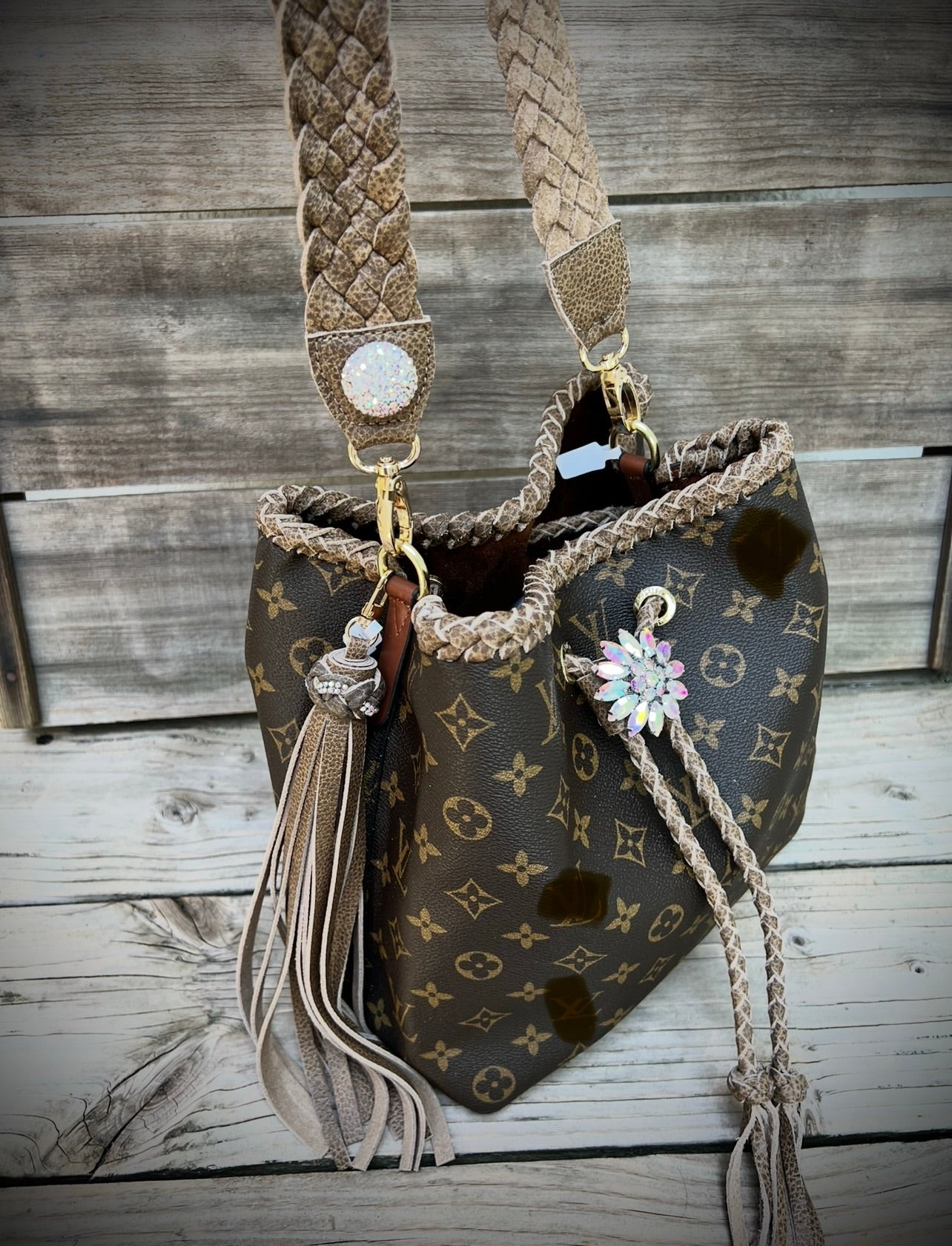 The Stella Luxe Bucket