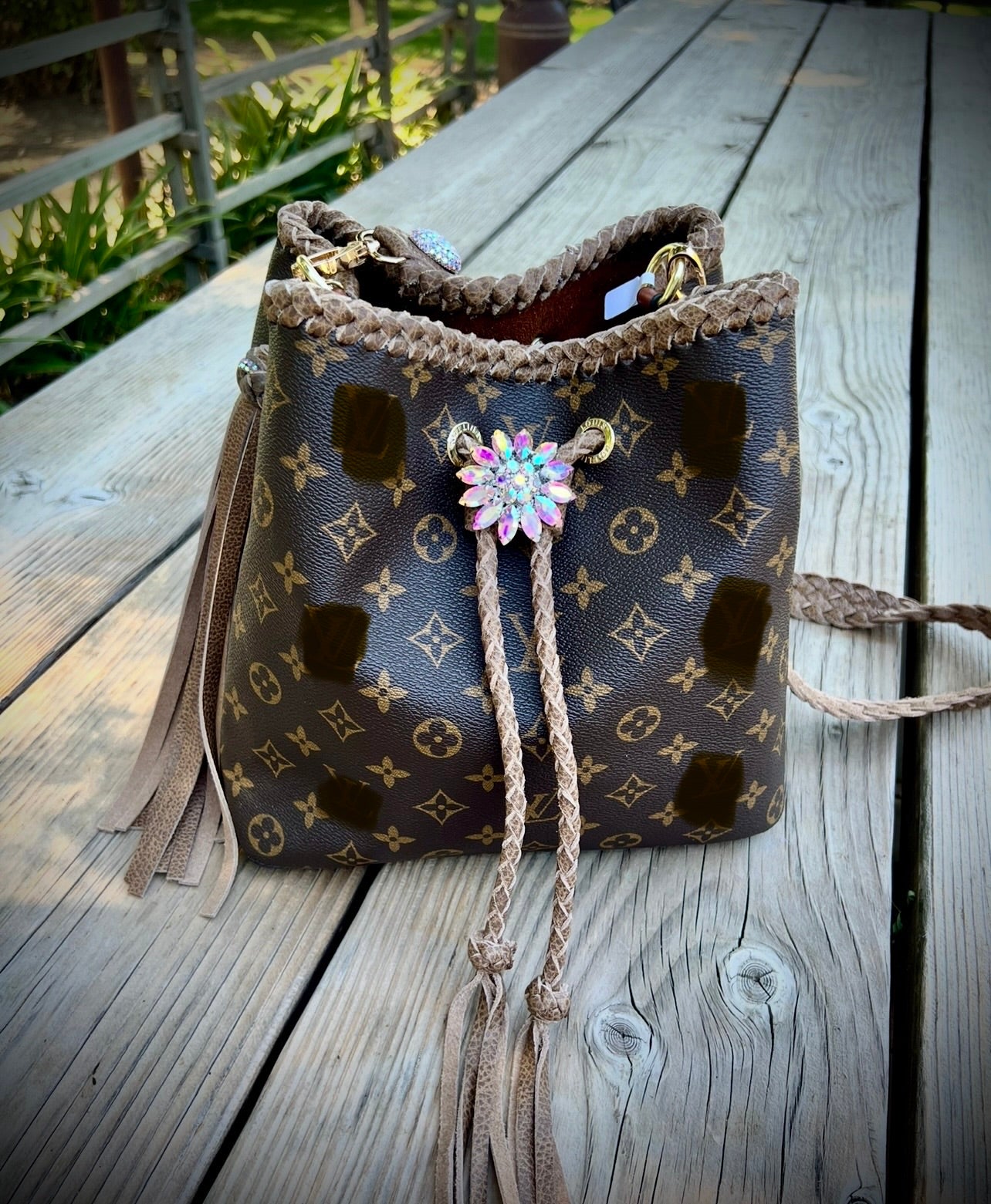 The Stella Luxe Bucket