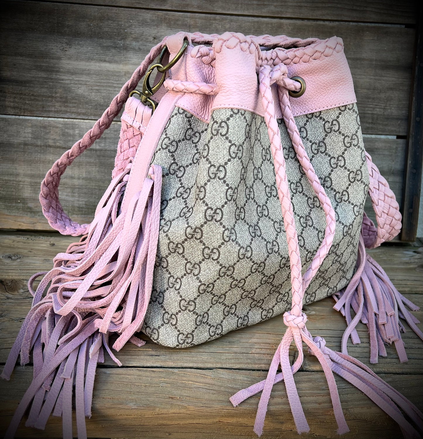 GG in Pink