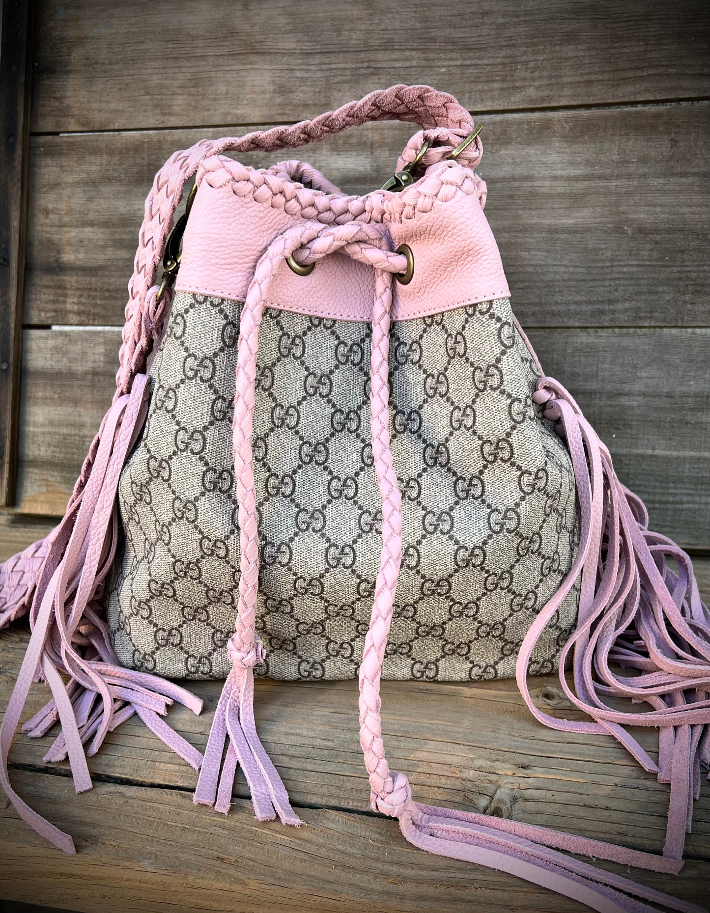 GG in Pink