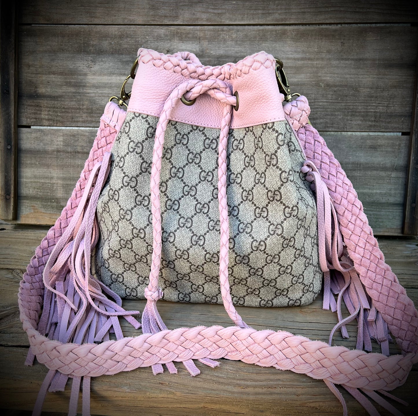 GG in Pink