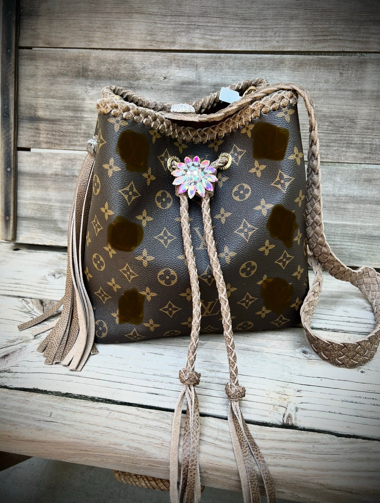 The Stella Luxe Bucket