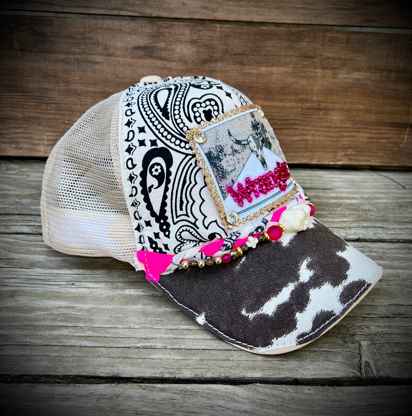 Crazy cute trucker hat/ W