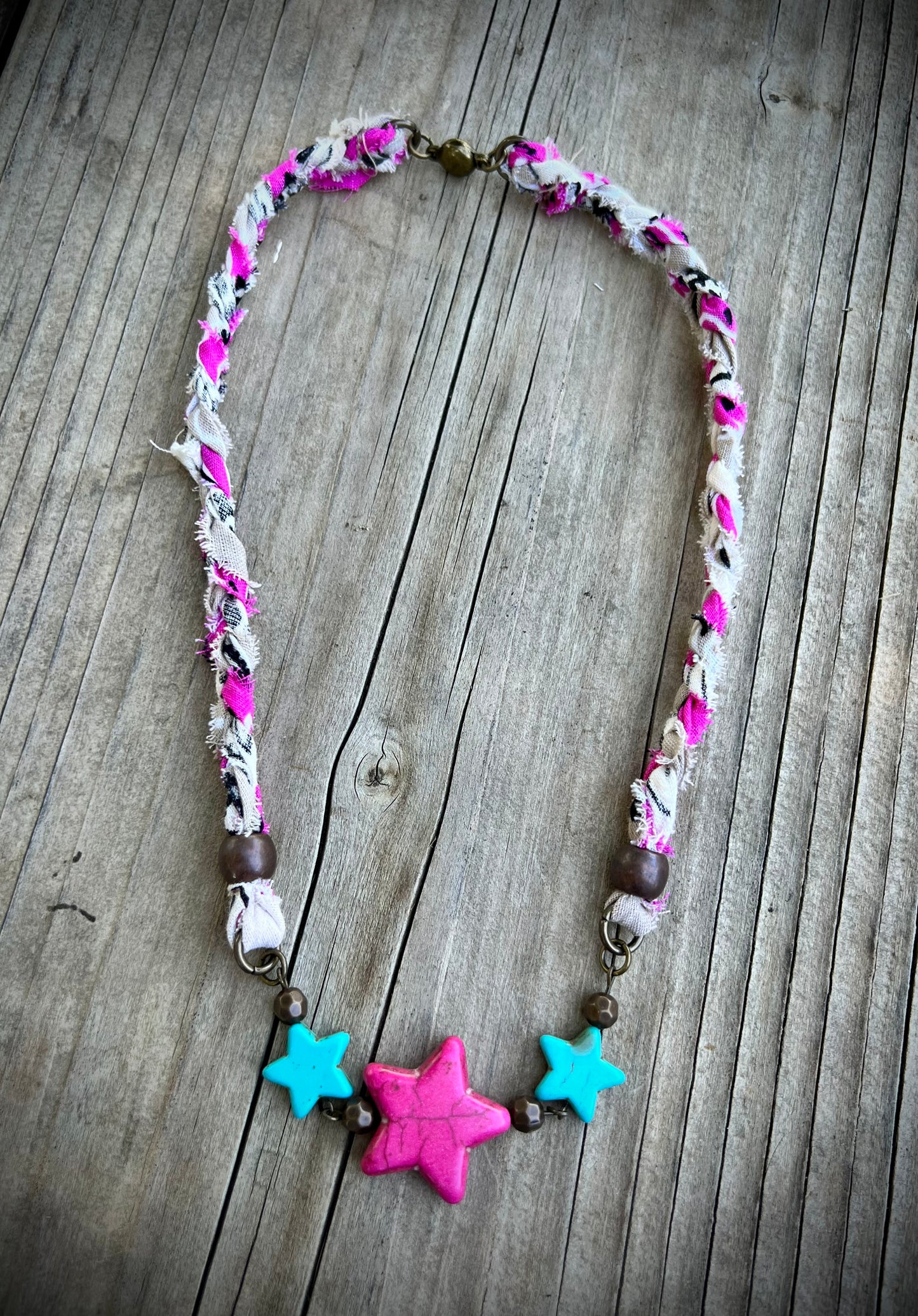 Bandanna star necklaces