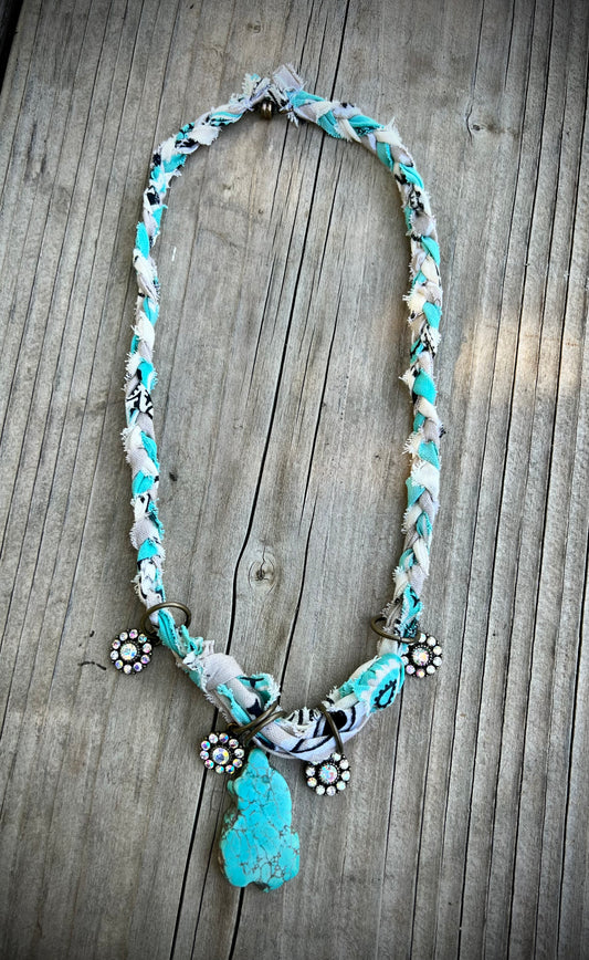 Turquoise pendant necklace